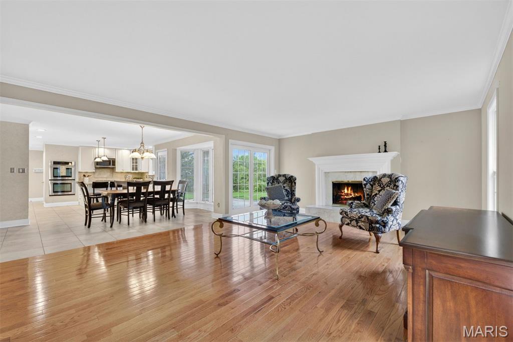 1645 Mason Knoll Road Town and Country, MO 63131 - Photo 13 of 39