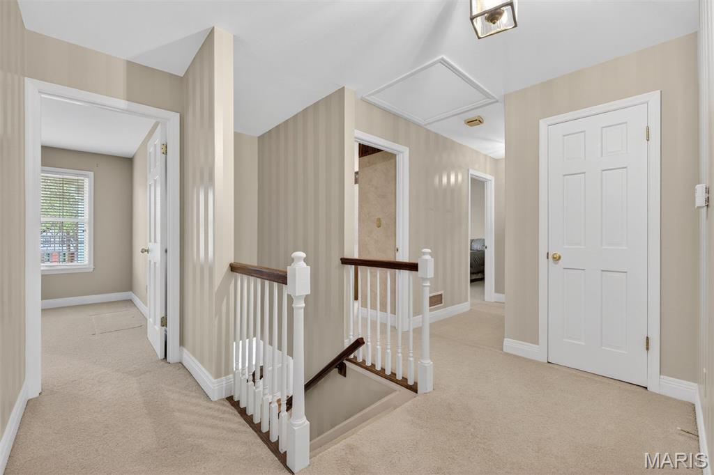 1645 Mason Knoll Road Town and Country, MO 63131 - Photo 21 of 39