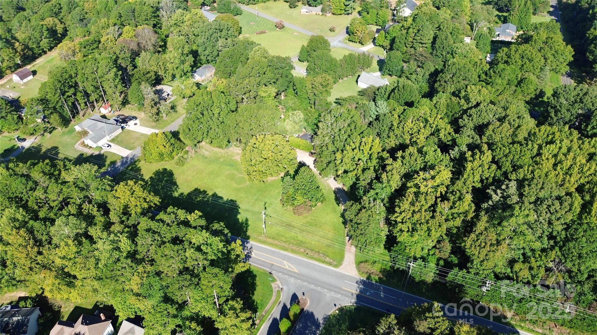 8911 Mt Holly-Huntersville Road Huntersville, NC 28078 - Photo 2 of 9 a view of a garden
