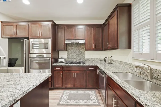 $839,000 | 1025 South Fowler Lane, Mountain House, CA 95391