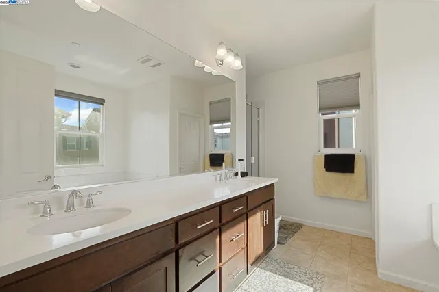 $839,000 | 1025 South Fowler Lane, Mountain House, CA 95391