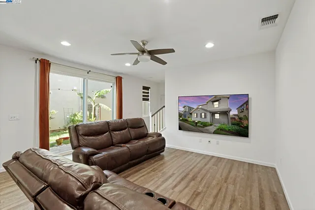 $839,000 | 1025 South Fowler Lane, Mountain House, CA 95391