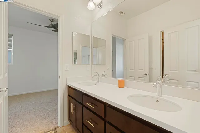 $839,000 | 1025 South Fowler Lane, Mountain House, CA 95391