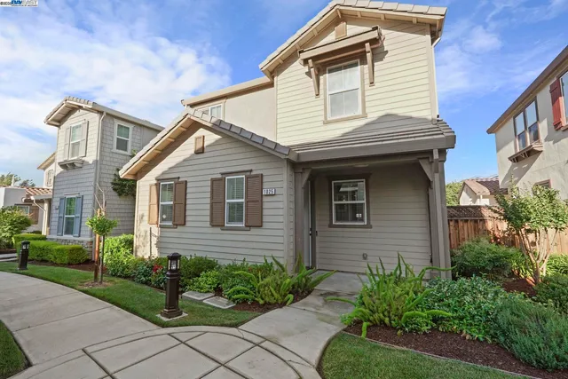 $839,000 | 1025 South Fowler Lane, Mountain House, CA 95391