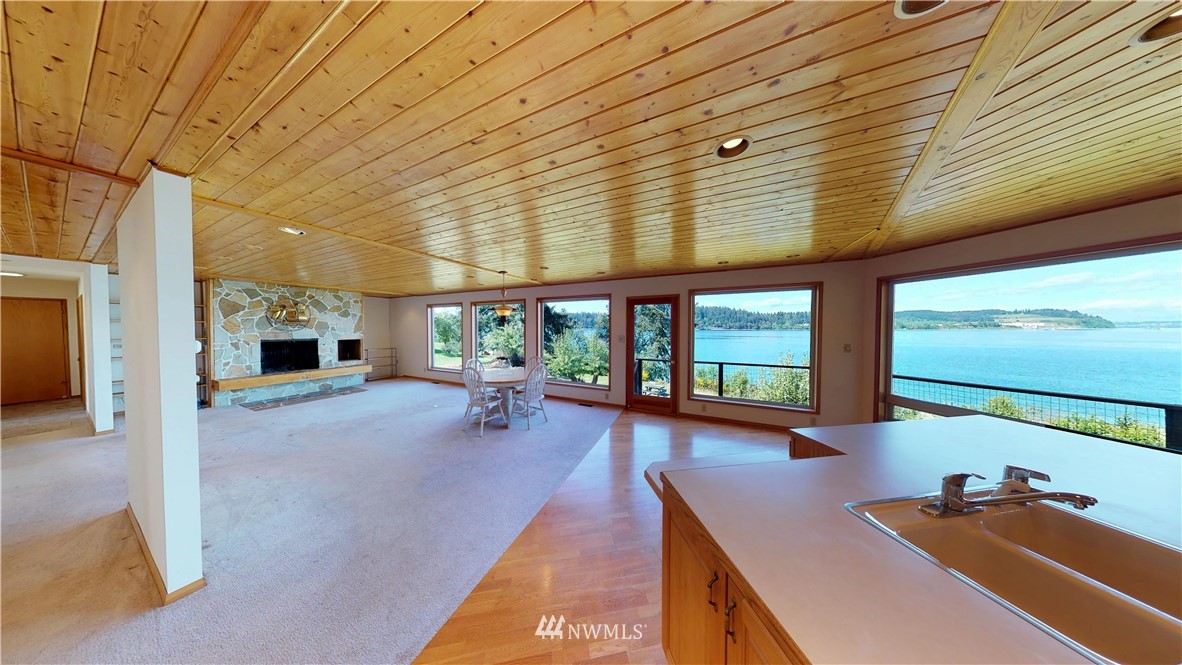 11101 Larson Road Anderson Island, WA 98303 - Photo 4 of 25 Gallery Image 4
