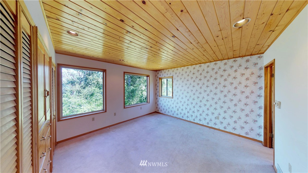 11101 Larson Road Anderson Island, WA 98303 - Photo 7 of 25 Gallery Image 7
