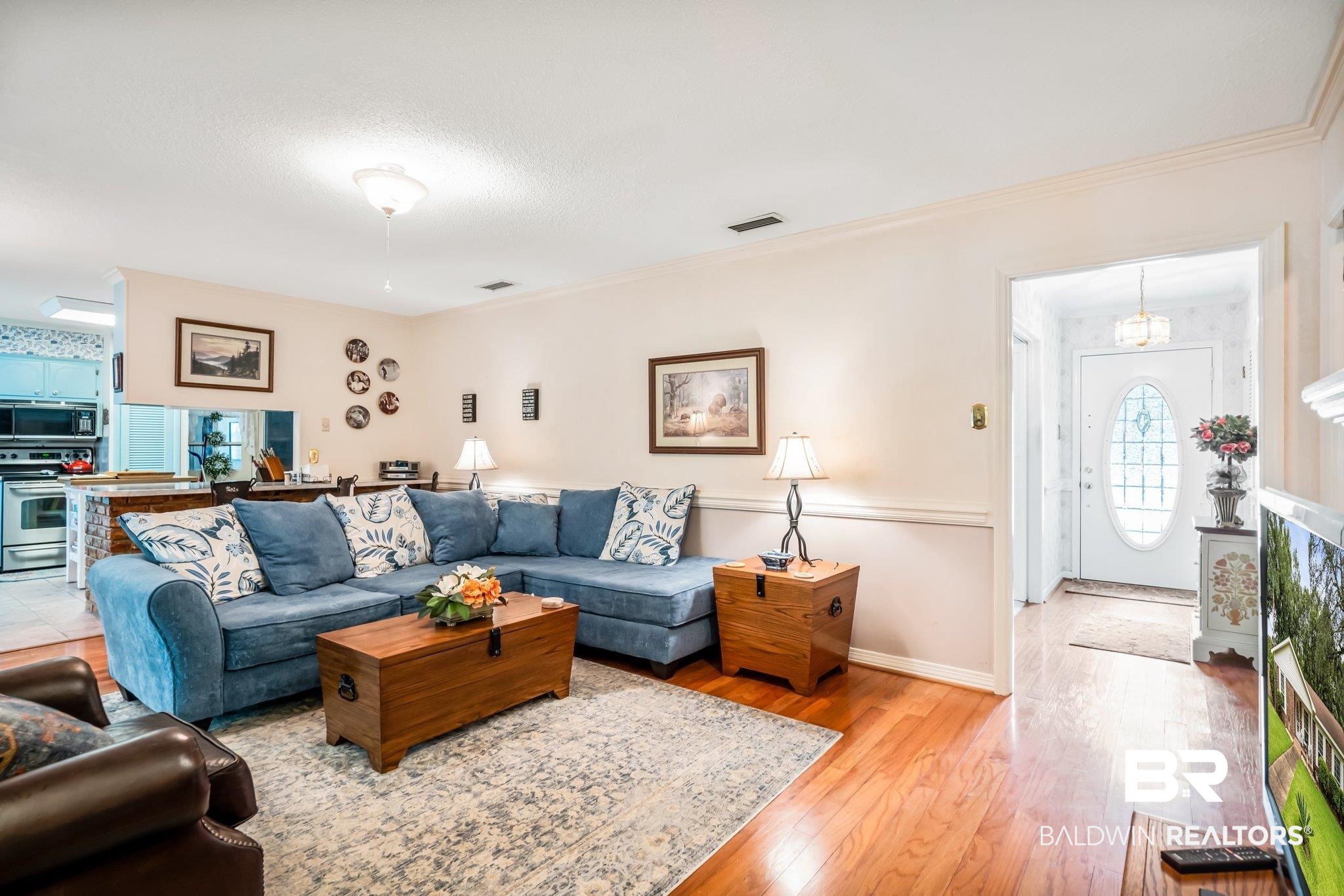 4250 Spring Valley Drive South Mobile, AL 36693 - Photo 2 of 20
