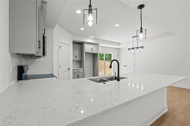 $320,000 | 11225 Felton Street, Sugar Creek, MO 64054