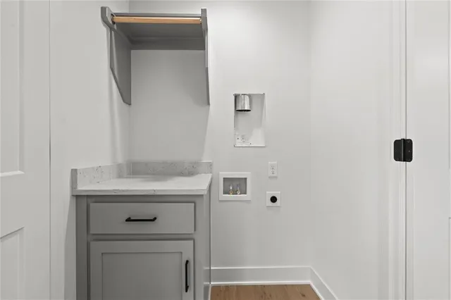 $320,000 | 11225 Felton Street, Sugar Creek, MO 64054