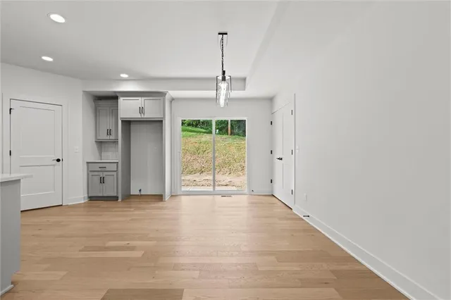 $320,000 | 11225 Felton Street, Sugar Creek, MO 64054