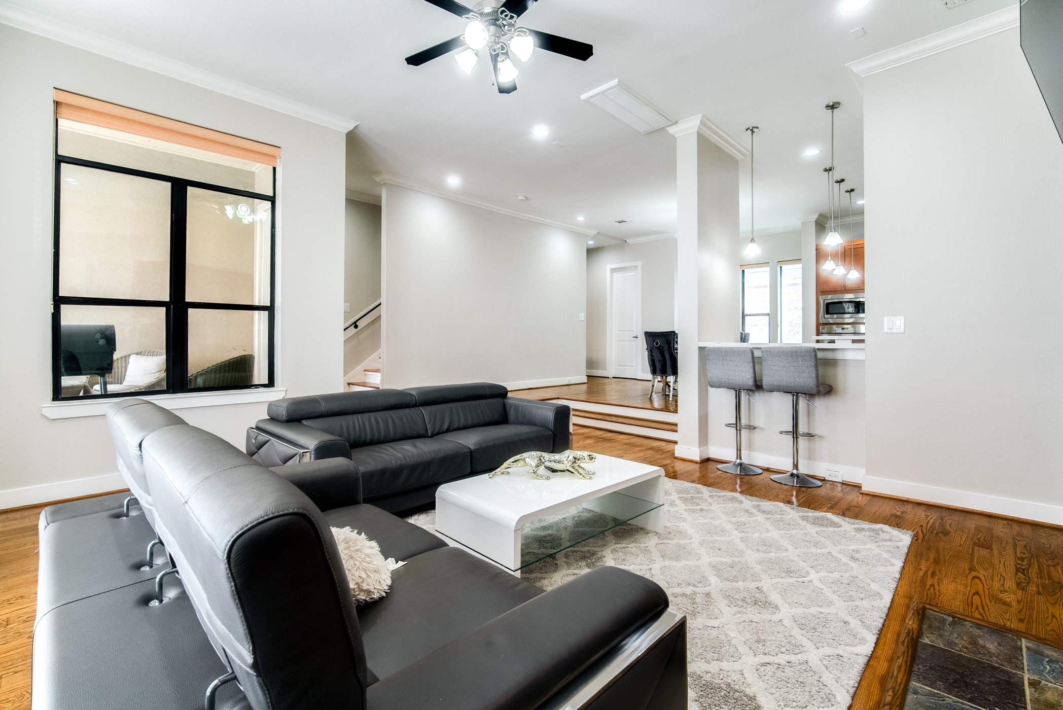 1205 Detering Street Houston, TX 77007 - Photo 27 of 50