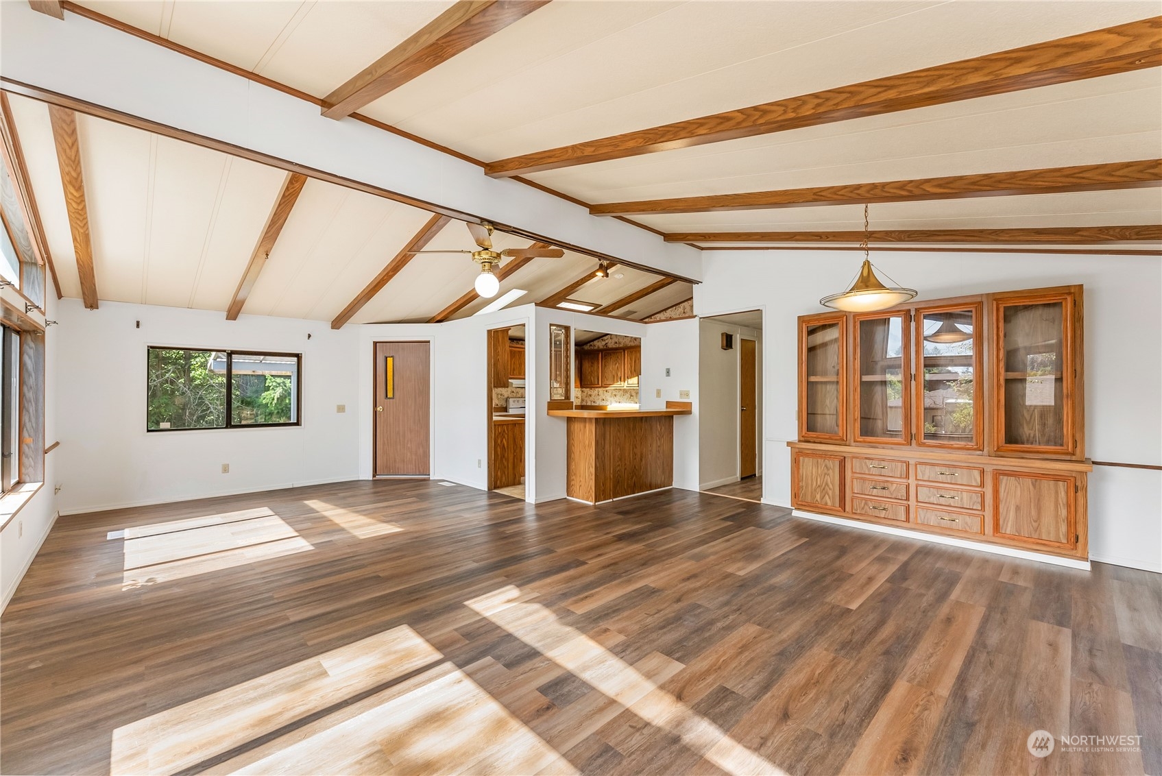 4925 Geiger Road Southeast Port Orchard, WA 98367 - Photo 11 of 38 Gallery Image 11