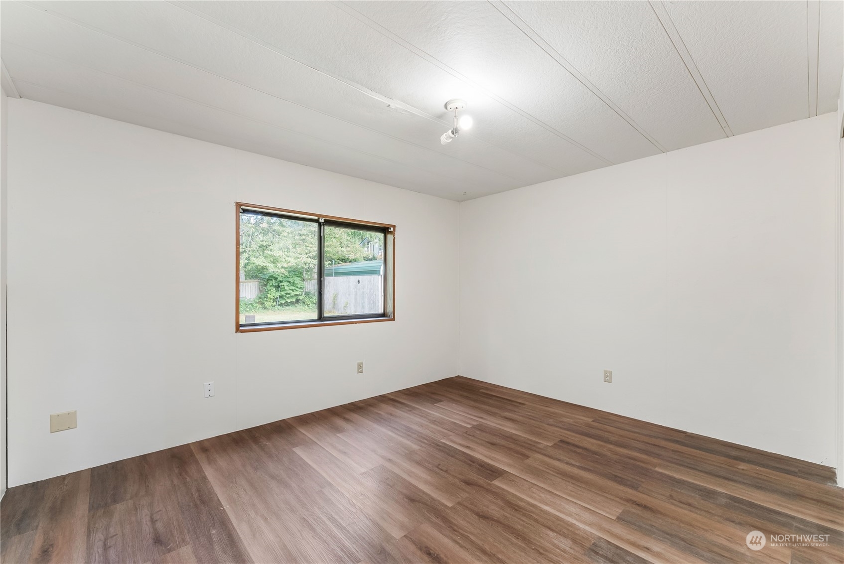 4925 Geiger Road Southeast Port Orchard, WA 98367 - Photo 18 of 38 Gallery Image 18