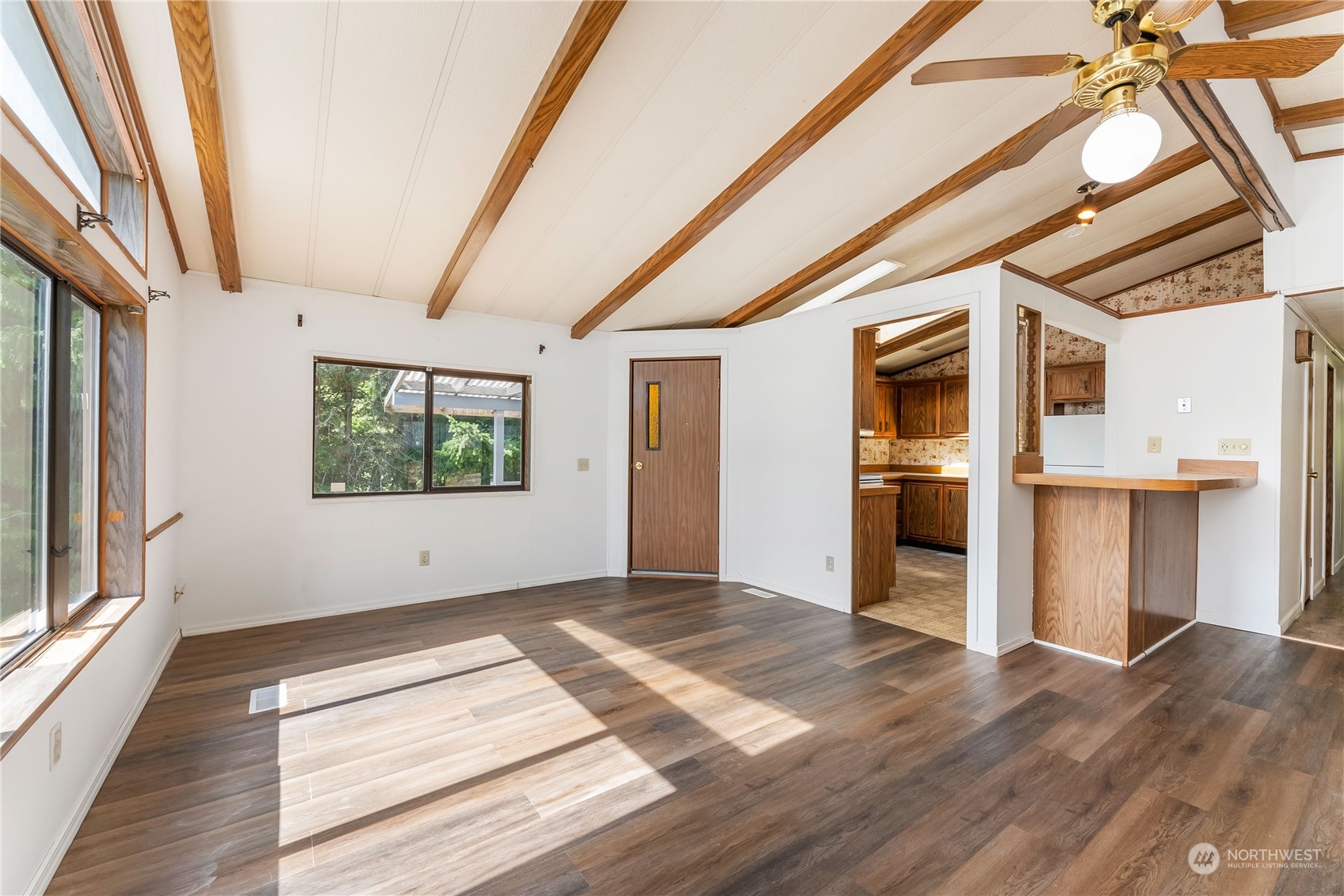 4925 Geiger Road Southeast Port Orchard, WA 98367 - Photo 5 of 38 Gallery Image 5
