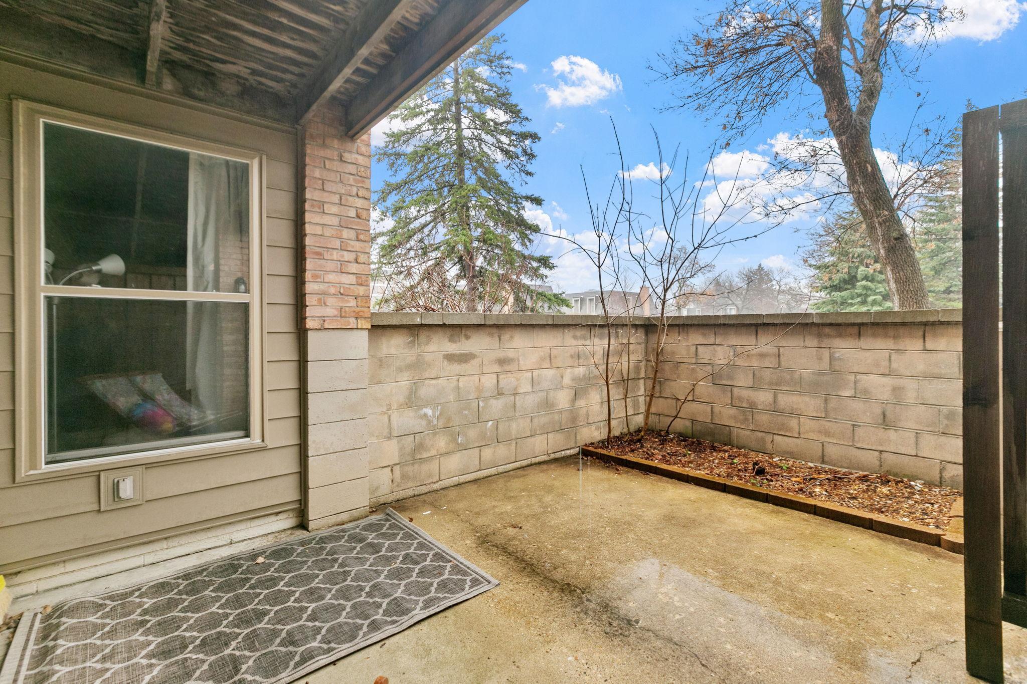 6328 Barrie Road, Unit 1A Minneapolis, MN 55435 - Photo 23 of 36 Gallery Image 23