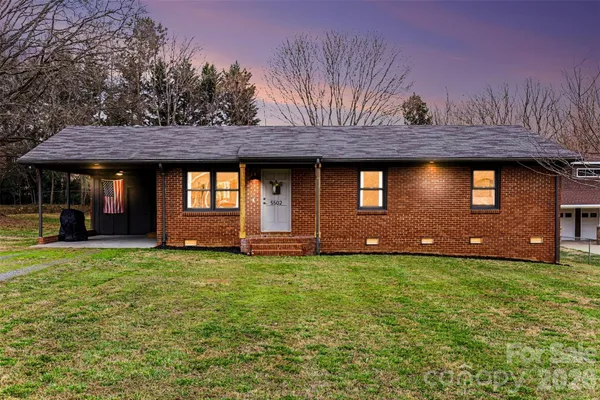 $382,500 | 5502 Chicopee Drive, Mint Hill, NC 28227