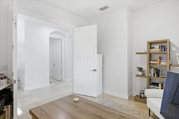 $1,999,000 | 6005 Pinewood Avenue, Parkland, FL 33067