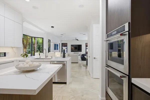 $1,999,000 | 6005 Pinewood Avenue, Parkland, FL 33067