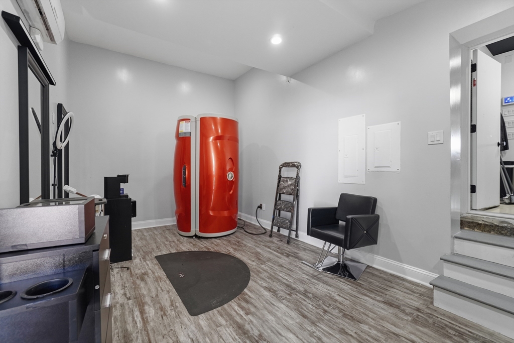 284 Broadway Fall River, MA 02721 - Photo 14 of 42