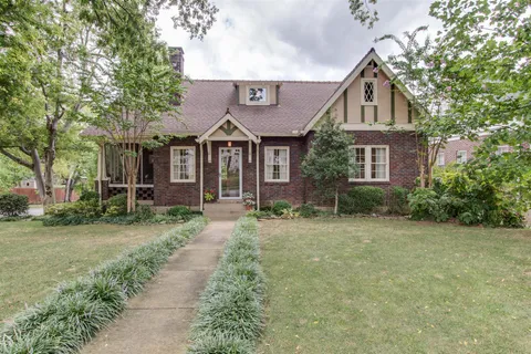 $4,795 | 2901 Westmoreland Drive, Nashville, TN 37212