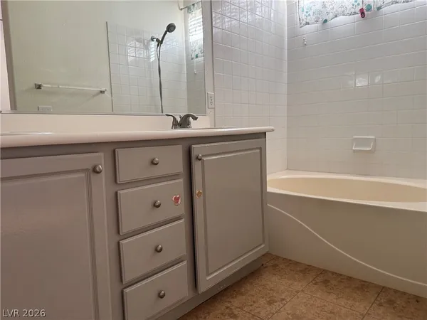 $2,000 | 313 Lilac Arbor Street, Las Vegas, NV 89144