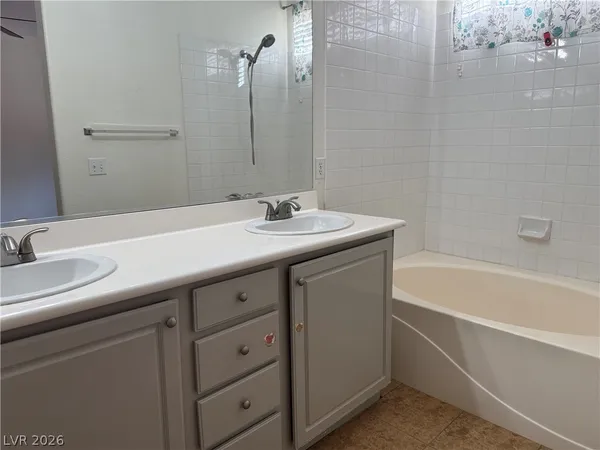 $2,000 | 313 Lilac Arbor Street, Las Vegas, NV 89144