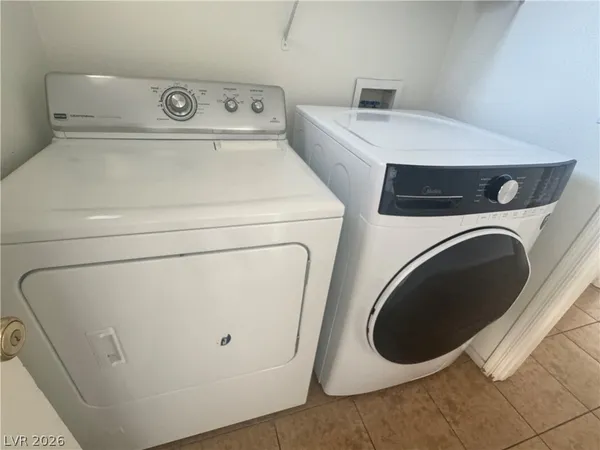 $2,000 | 313 Lilac Arbor Street, Las Vegas, NV 89144