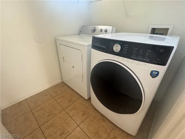 $2,000 | 313 Lilac Arbor Street, Las Vegas, NV 89144