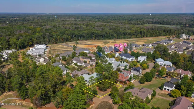 $155,000 | 126 West Florida Boulevard, Madison, MS 39110