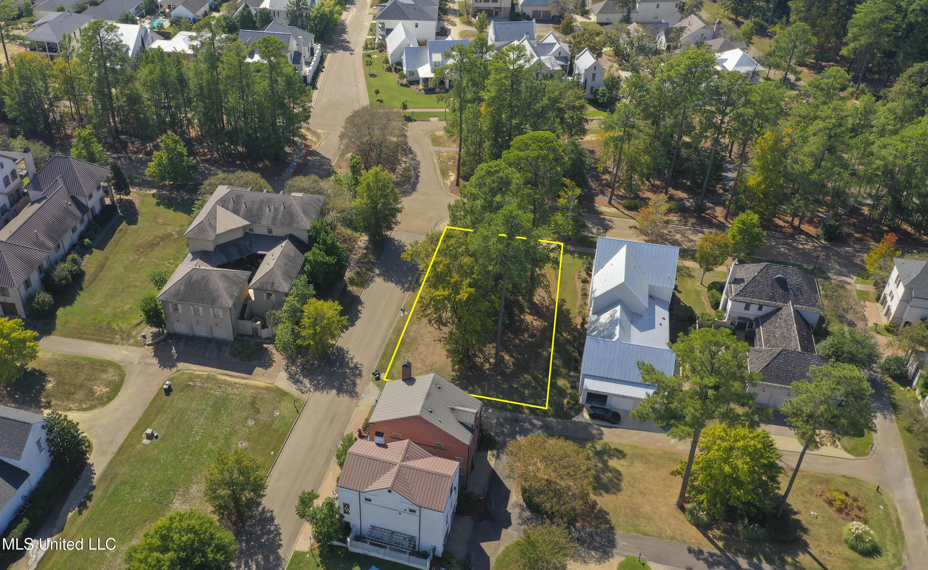 126 West Florida Boulevard Madison, MS 39110 - Photo 3 of 16 LostRabbit-Oct2025-7a