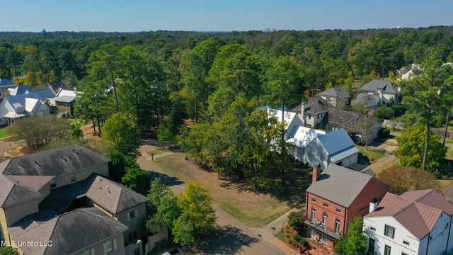 $155,000 | 126 West Florida Boulevard, Madison, MS 39110