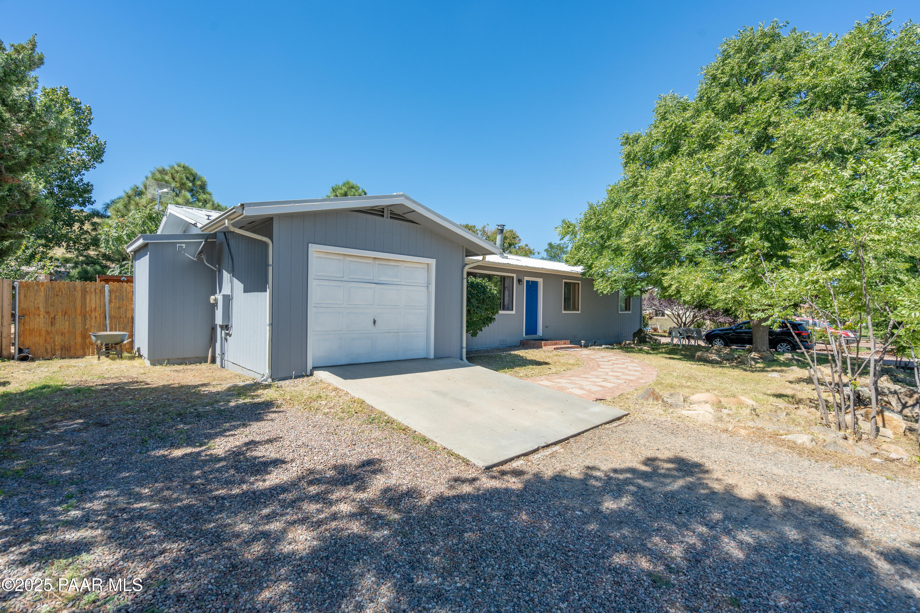 3434 North Tower Road Prescott Valley, AZ 86314 - Photo 3 of 34 Attached Garage