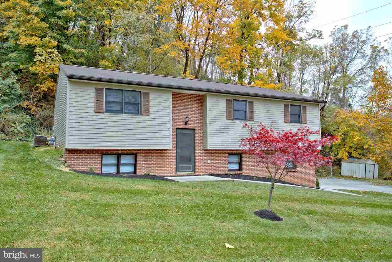 240 Tri Hill Road York, PA 17403 - Photo 1 of 15 Gallery Image 1