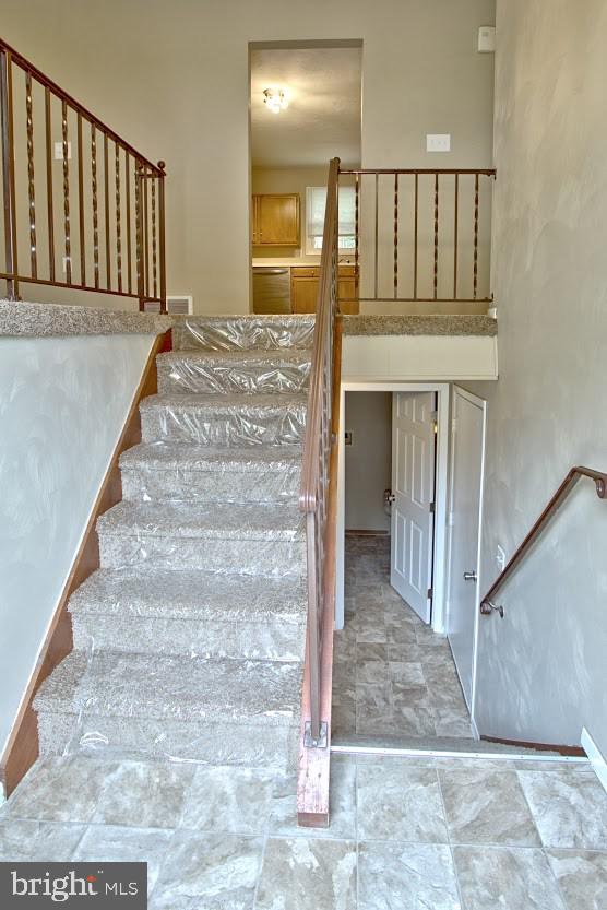 240 Tri Hill Road York, PA 17403 - Photo 2 of 15 Gallery Image 2