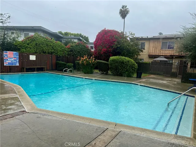 $419,000 | 7301 Lennox Avenue, Unit A13, Van Nuys, CA 91405