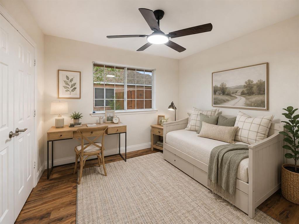 215 Barbara Way Red Oak, TX 75154 - Photo 24 of 36 3rd bedroom with office/living option — this virtually-staged room shows how the home can flex for today’s lifestyle, whether used for remote work, a reading space, or an additional sitting area.
