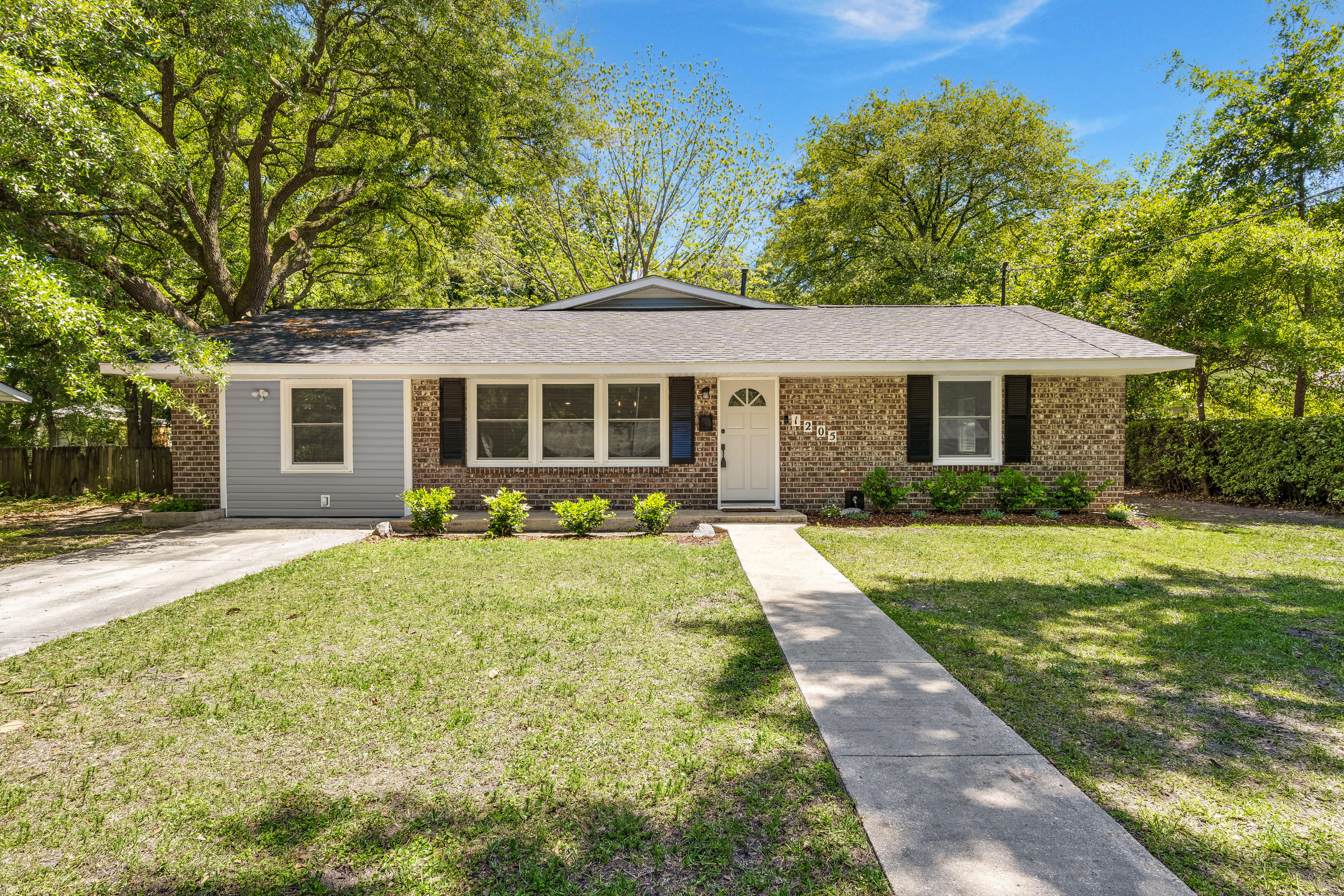 1205 Hawthorne Road Hanahan, SC 29410 - Photo 2 of 27 GPS VISUALS RE PHOTOGRAPHY 1