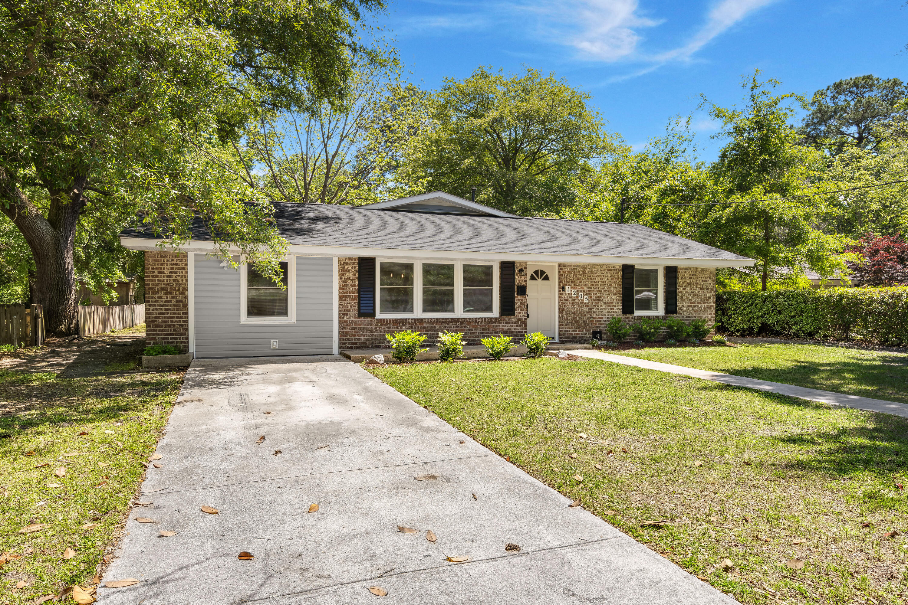 1205 Hawthorne Road Hanahan, SC 29410 - Photo 3 of 27 GPS VISUALS RE PHOTOGRAPHY 2