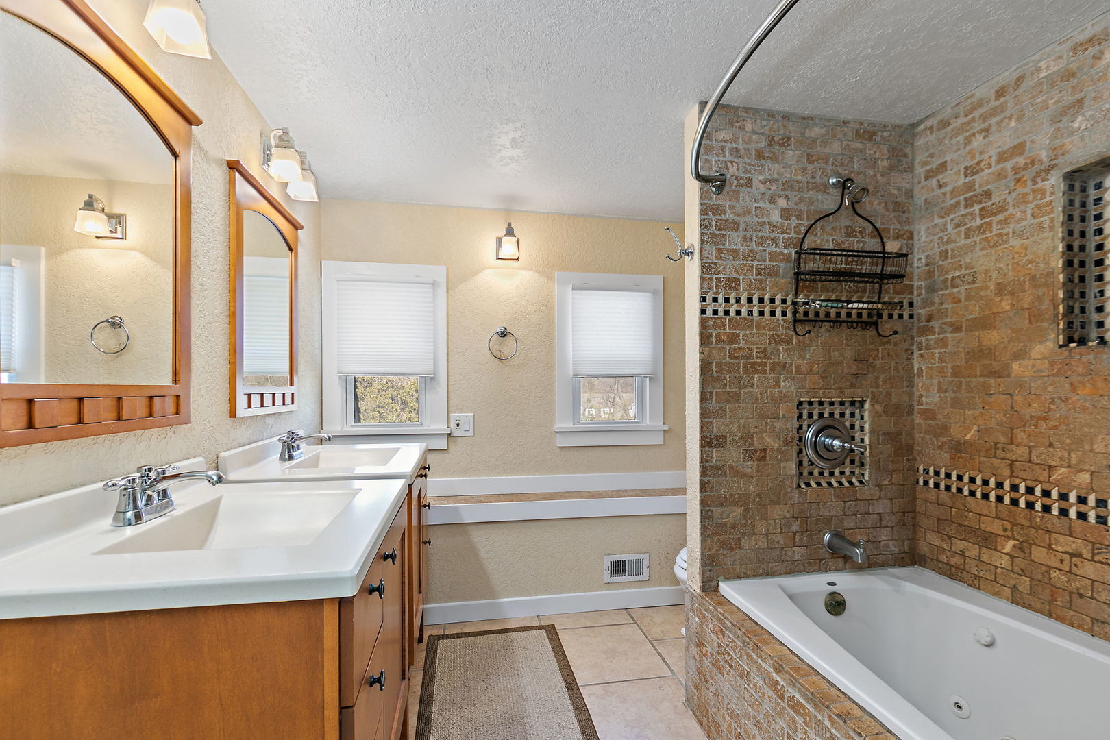 6610 West Hillside Road Crystal Lake, IL 60012 - Photo 29 of 45 Gallery Image 29