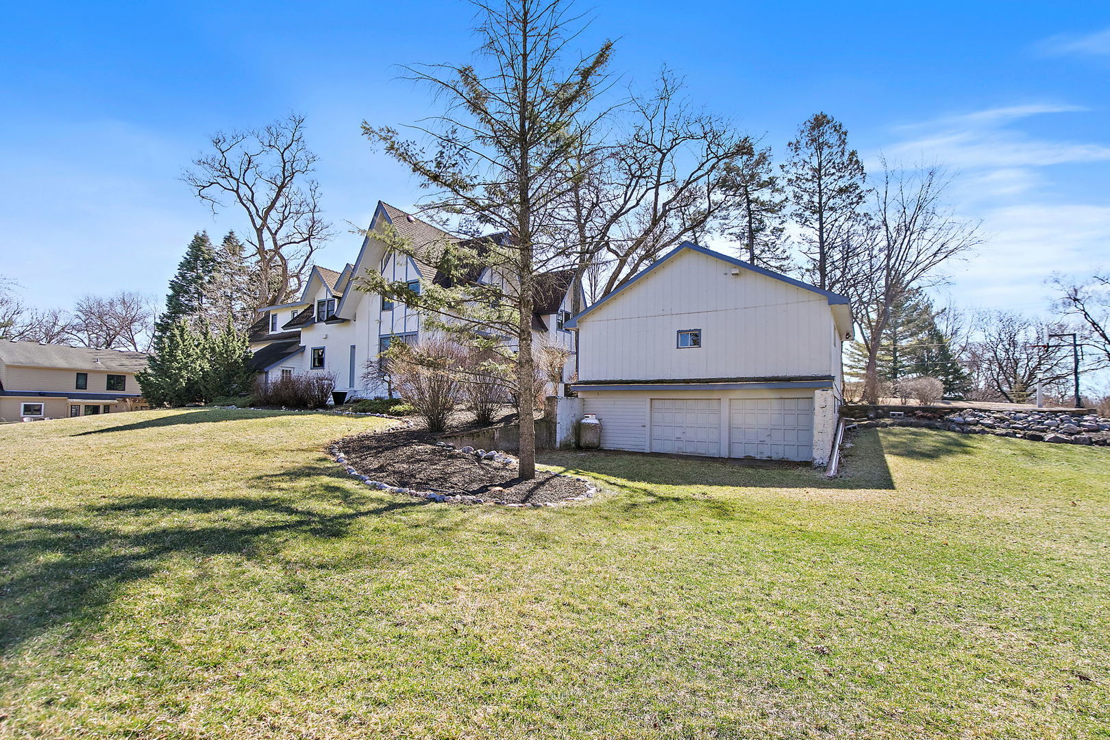 6610 West Hillside Road Crystal Lake, IL 60012 - Photo 38 of 45 Gallery Image 38