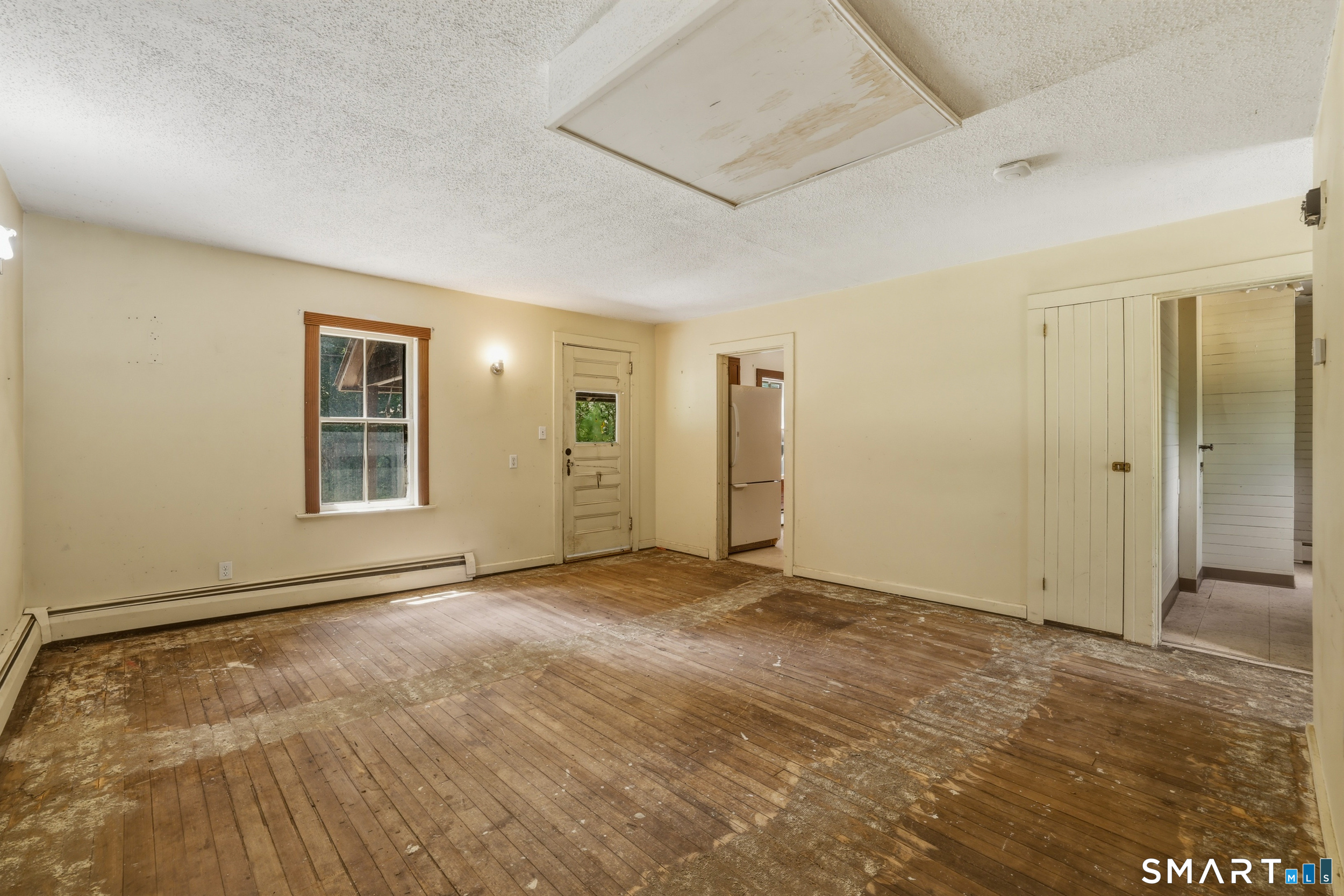 176 Newberry Road South Windsor, CT 06074 - Photo 8 of 25