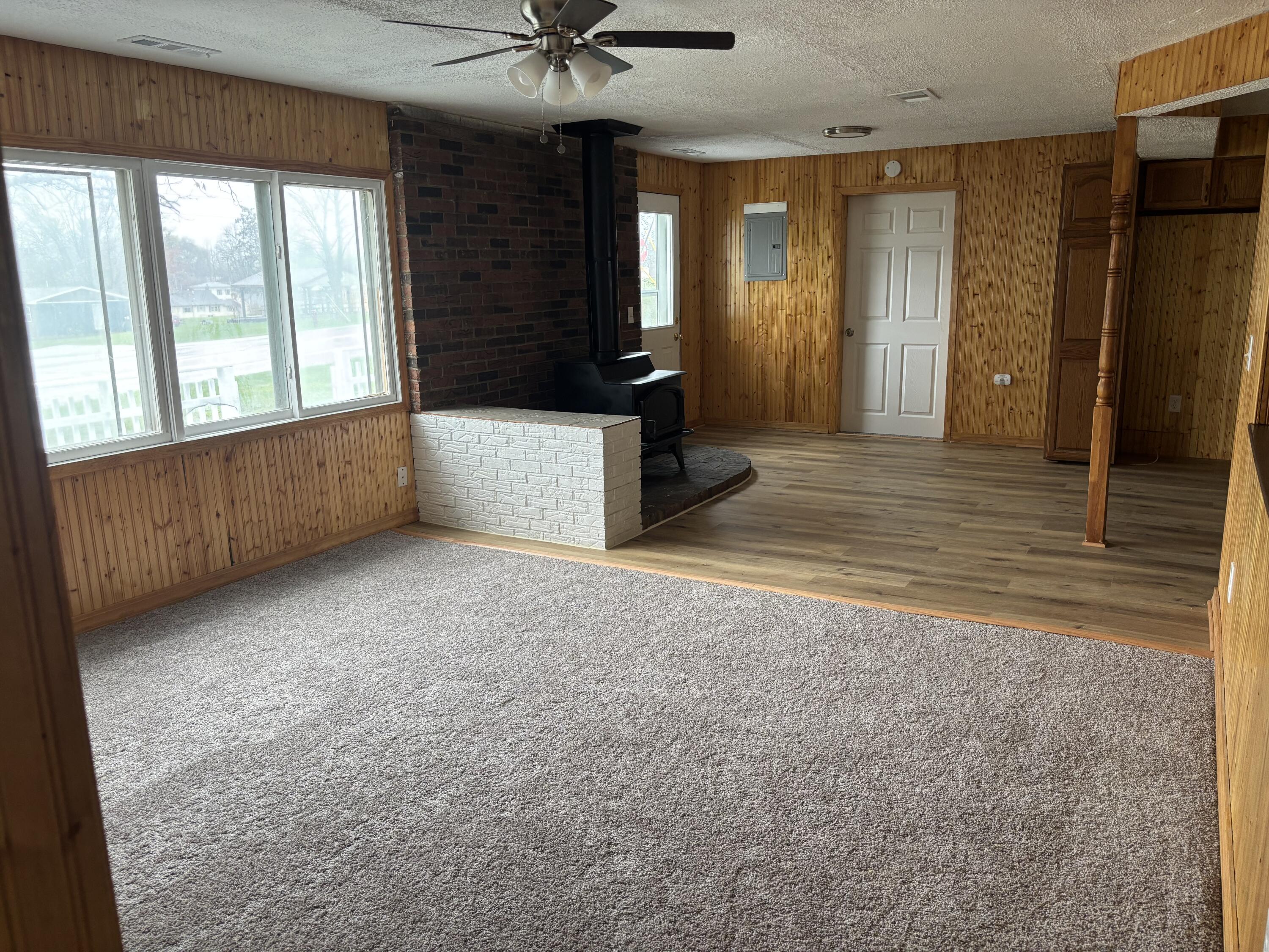 126 East Maple Street Muir, MI 48860 - Photo 13 of 28 IMG_8051