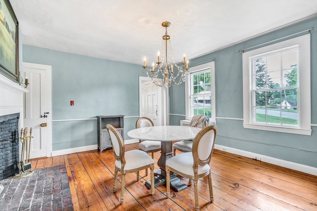 7 School Street Carlisle, MA 01741 - Photo 11 of 40