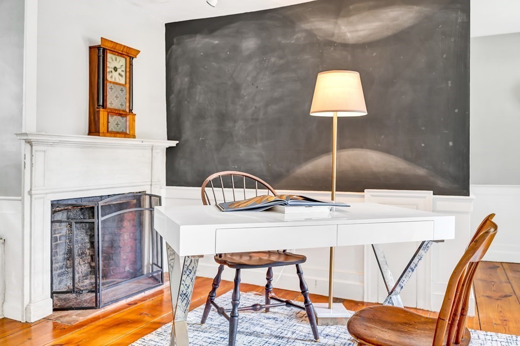 7 School Street Carlisle, MA 01741 - Photo 19 of 40