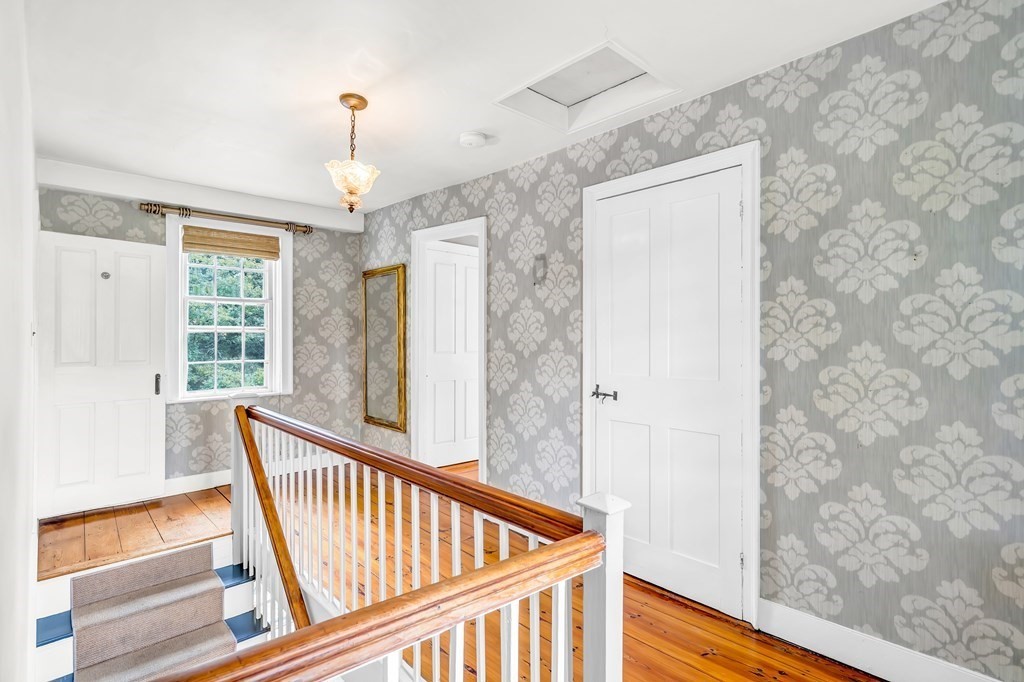 7 School Street Carlisle, MA 01741 - Photo 20 of 40