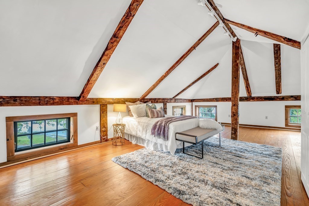 7 School Street Carlisle, MA 01741 - Photo 21 of 40