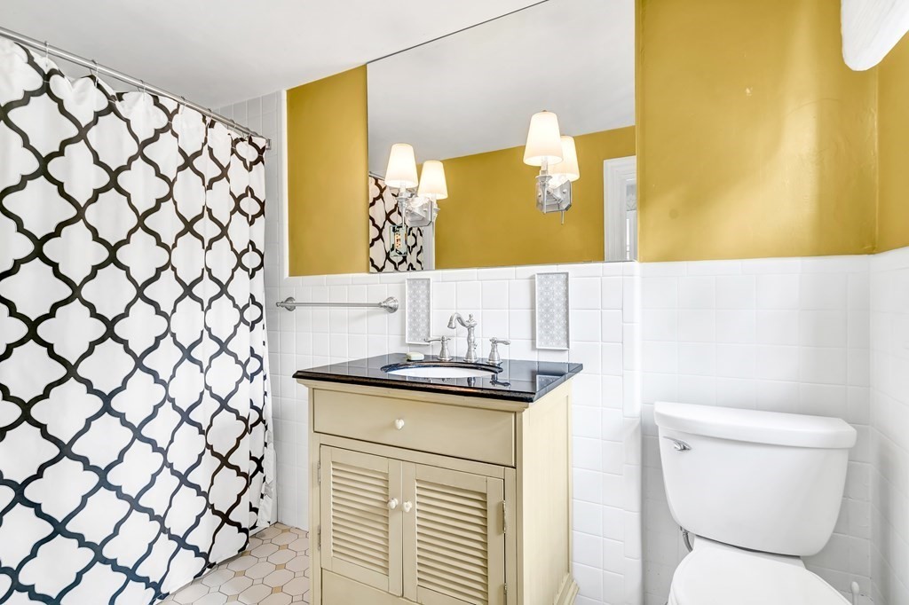 7 School Street Carlisle, MA 01741 - Photo 29 of 40