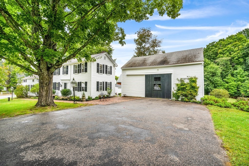 7 School Street Carlisle, MA 01741 - Photo 32 of 40