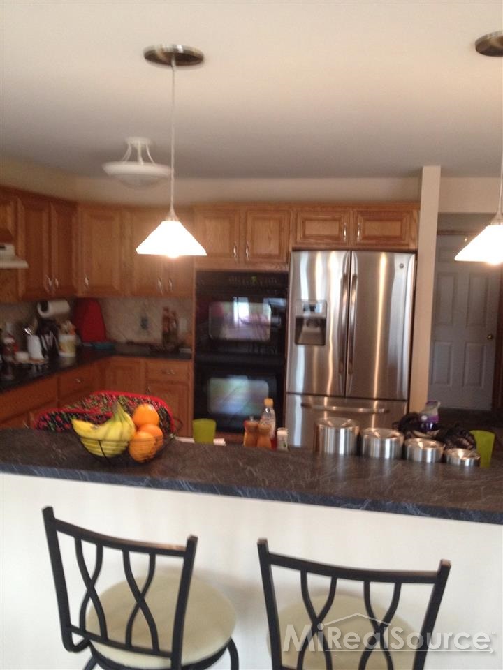 63863 Inverness Washington, MI 48095 - Photo 6 of 16 Kitchen View