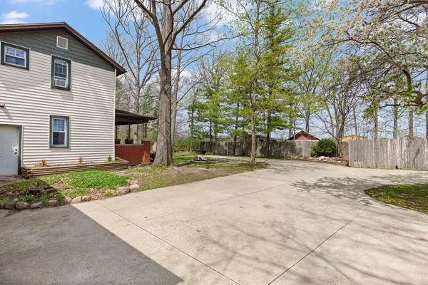$310,000 | 5910 Lyons Highway, Adrian, MI 49221